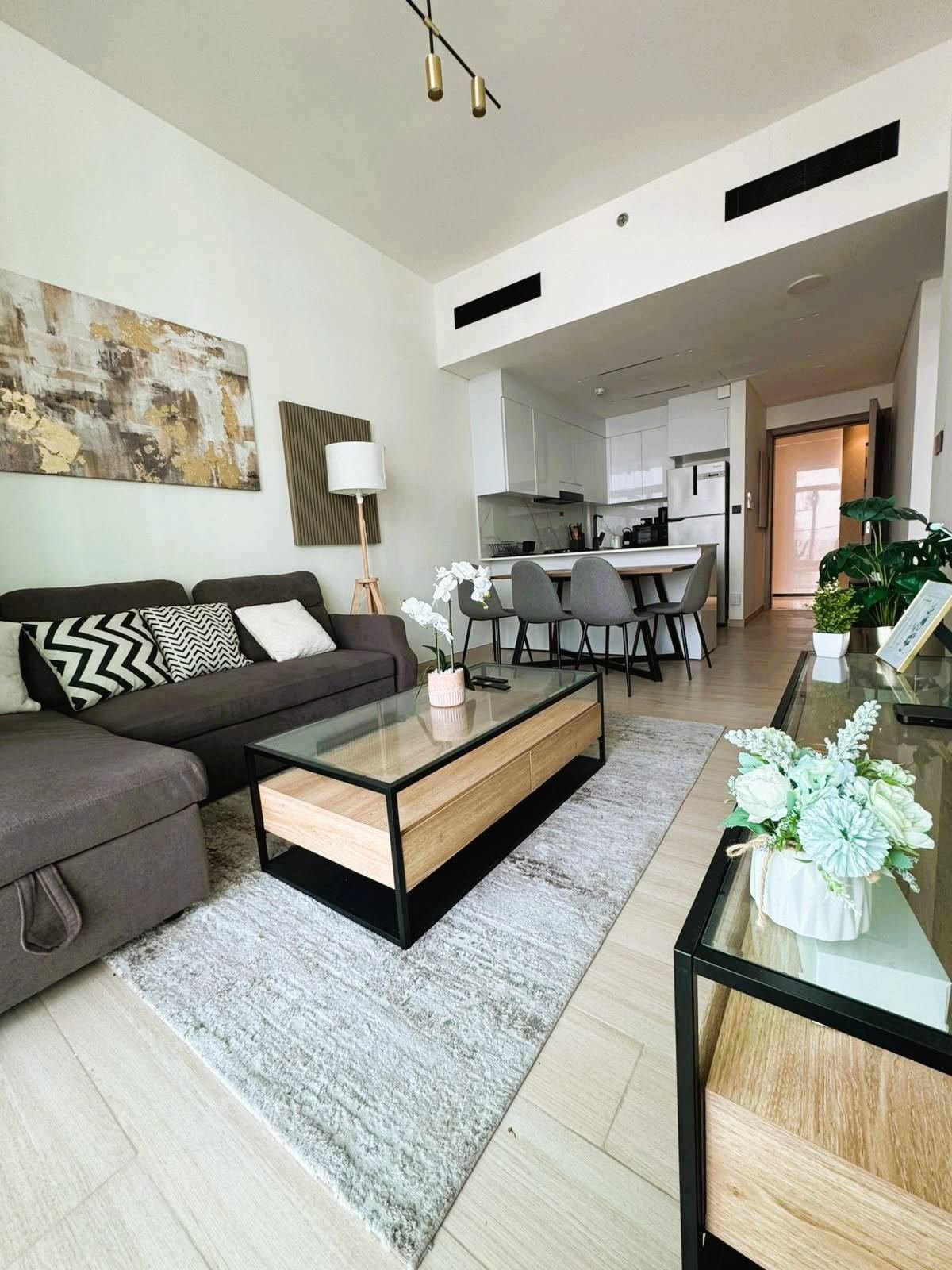1 BR Apartment for Rent in Binghatti Emerald