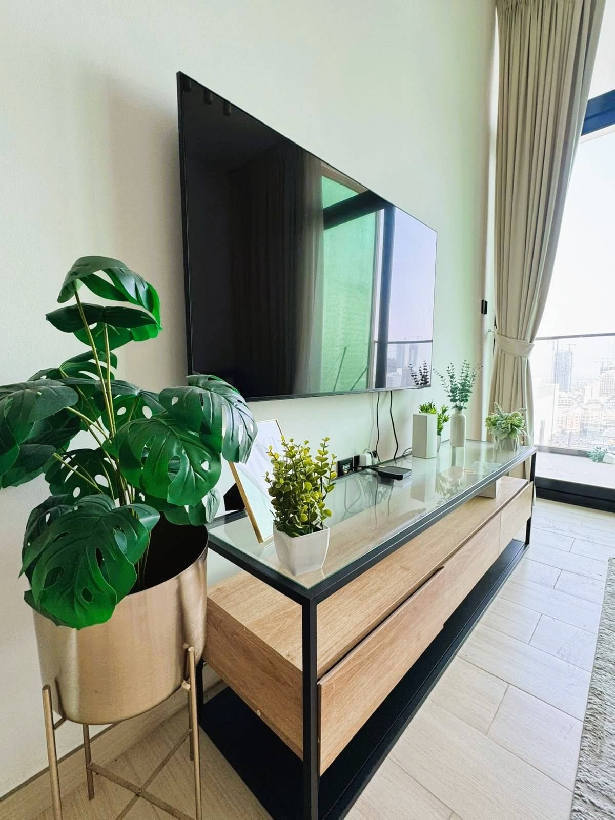 1 BR Apartment for Rent in Binghatti Emerald, photo 2