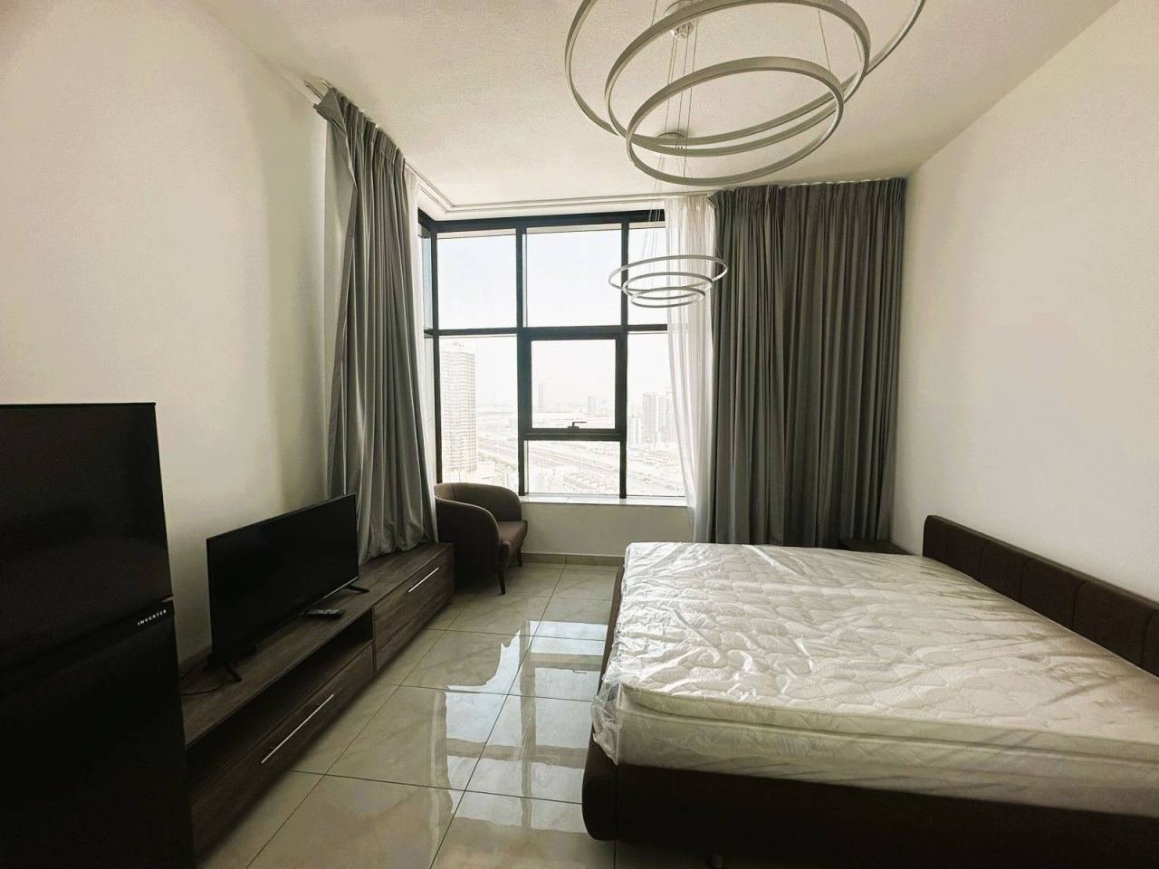 Studio Apartment for Rent in The Square Tower