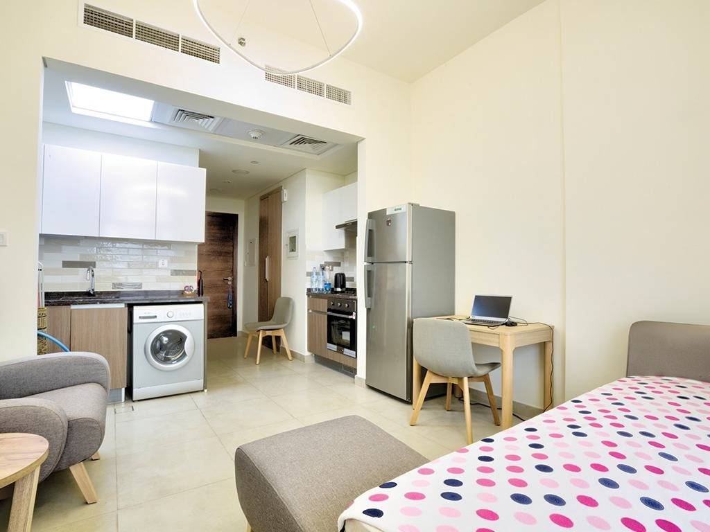 Studio Hotel Apartment for Rent in Azizi Plaza, photo 2