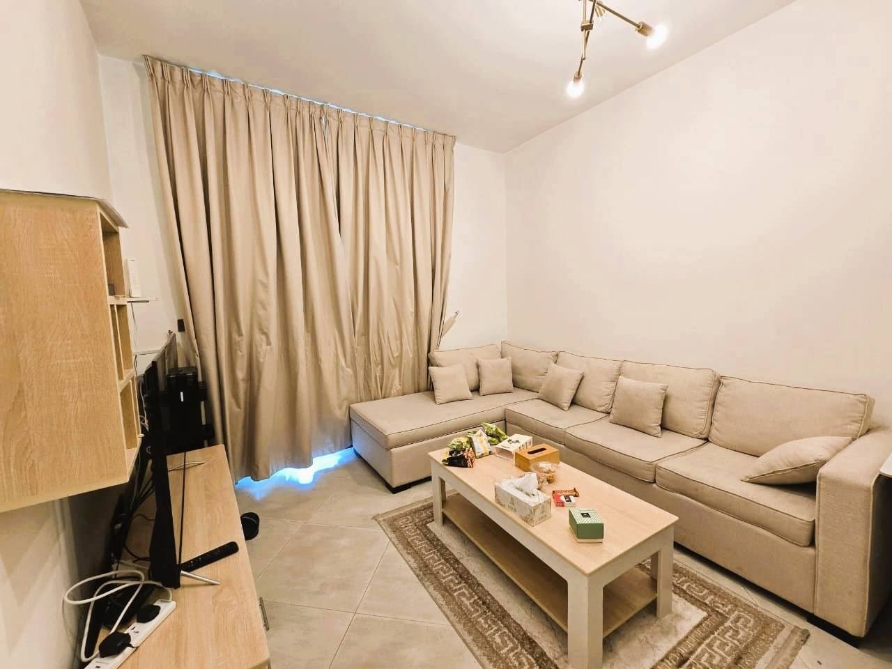 1 BR Apartment for Rent in Binghatti Avenue, photo 6