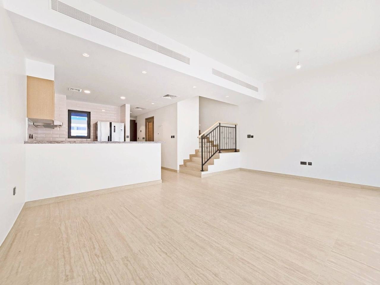 5 BR Townhouse for Rent in Santorini Phase 2 By Damac