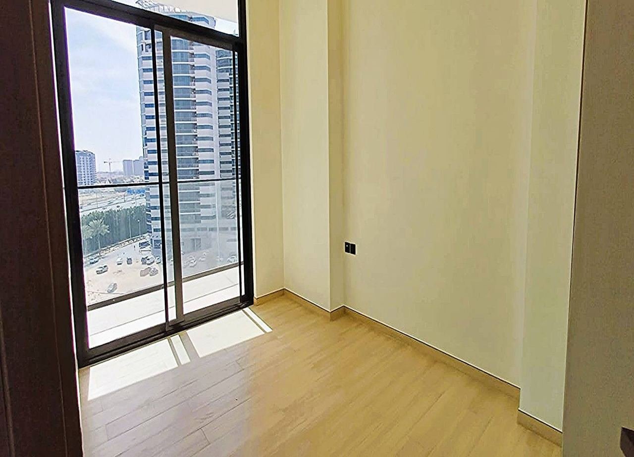 3 BR Apartment for Rent in Binghatti Luna, photo 8