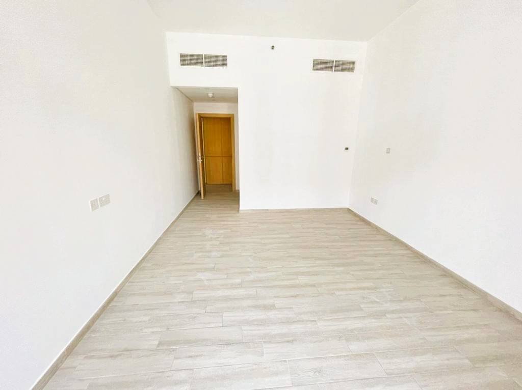 Ready move in | Spacious | Prime Location | Pool view