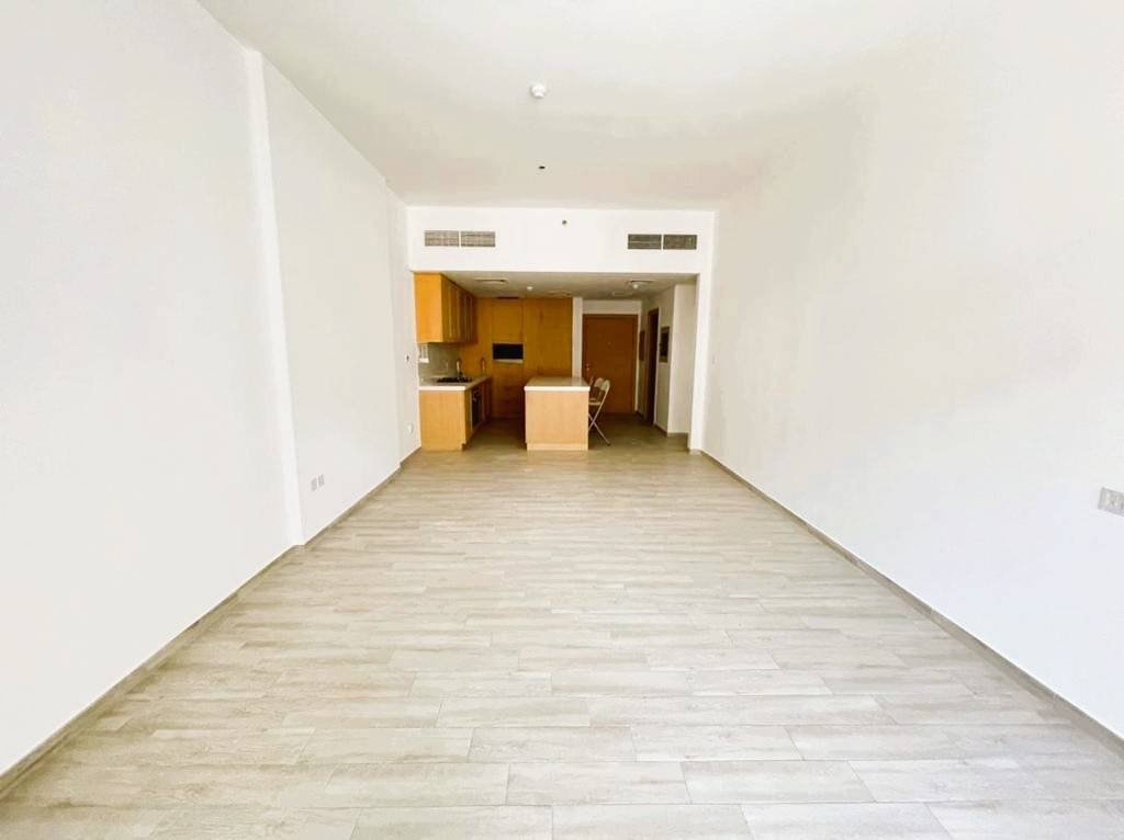 Ready move in | Spacious | Prime Location | Pool view